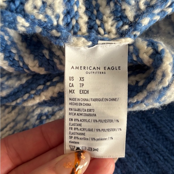 American Eagle Fair Isle Blue and White Sweater Woman's Size XS - Picture 9 of 11